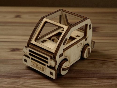 Lézervágott fa kémautó