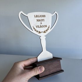   Egyedi gravírozott díj – „Legjobb … a világon” trófea (23 cm)
