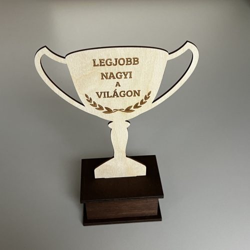 Egyedi gravírozott díj – „Legjobb … a világon” trófea (23 cm)